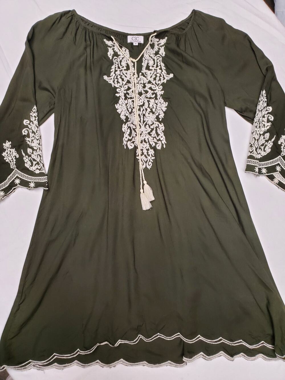C|C Chic Connection Olive Green Boho Tunic Dress Embroidered Tassel Tie Sz M
